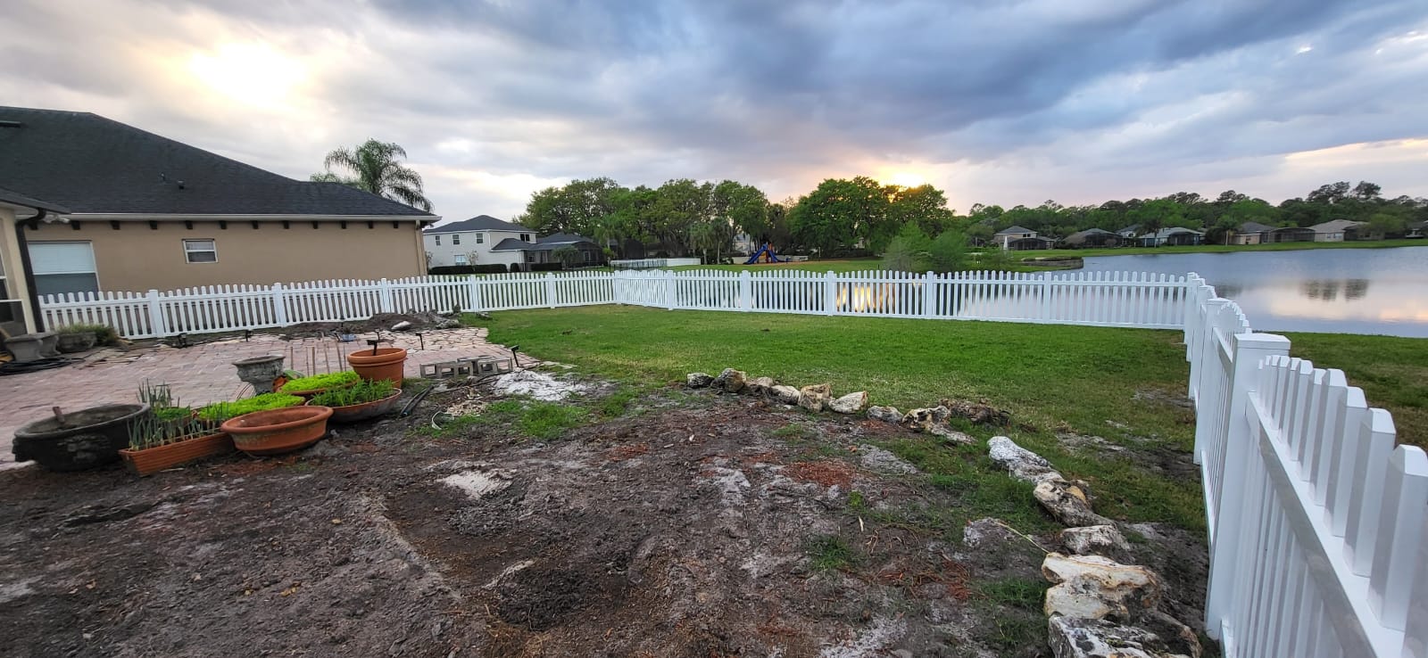 aluminum fencing in lawn