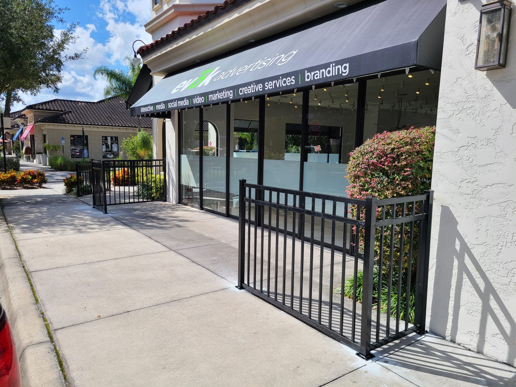 aluminum fencing outside shop